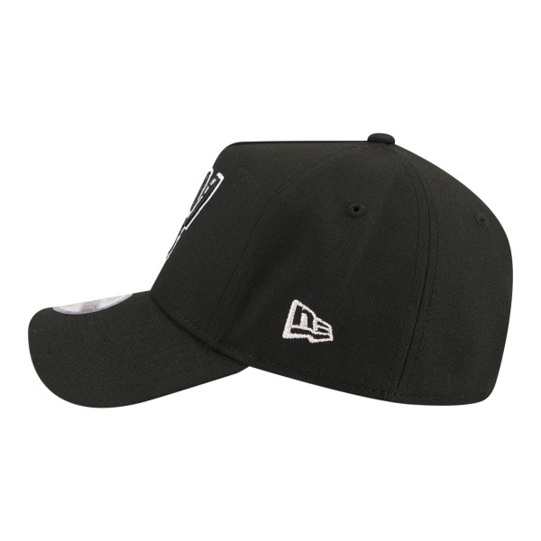 Подростковая San Antonio Spurs New Era Black 9FORTY A-Frame Adjustable Hat
