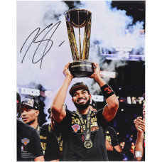 Фото с автографом Karl-Anthony Towns New York Knicks Fanatics Authentic Emirates Cup Champion 16 x 20