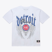 Detroit Pistons Mitchell & Ness White Old English Classic T-Shirt