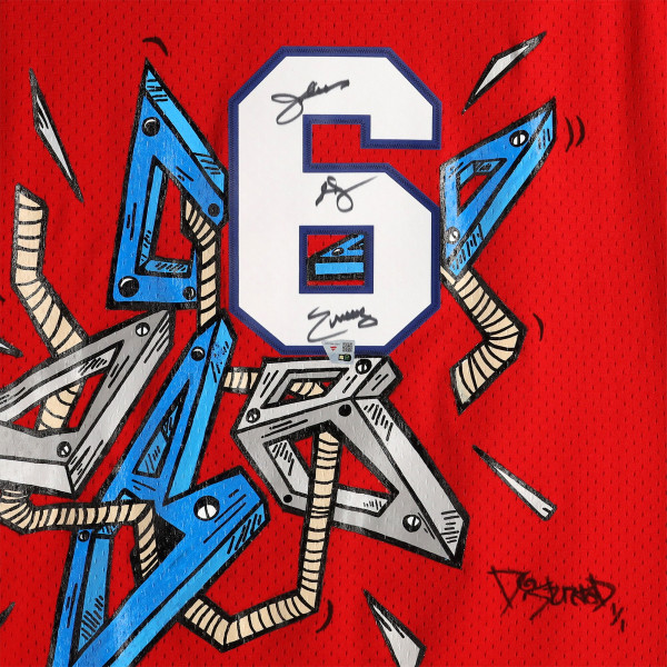 Джерси с автографом Julius Erving Philadelphia 76ers Fanatics Authentic Red Mitchell & Ness 1982-83 Swingman - Art by Distortedd - Limited Edition #1/1 - NF70444501