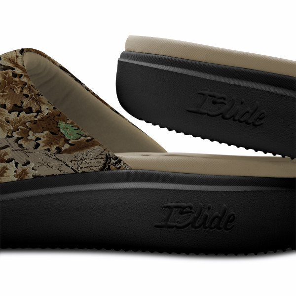 Unisex New York Knicks ISlide RealTree Advantage Camo Motive Slide Sandals