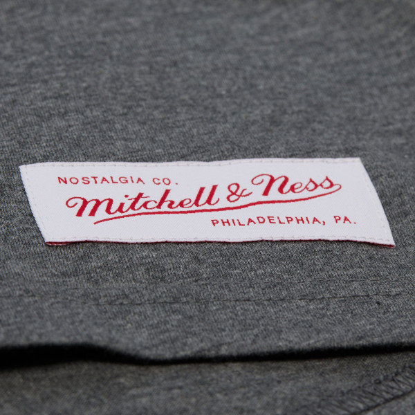 Футболка New York Knicks Mitchell & Ness Black Legacy Collection Premium