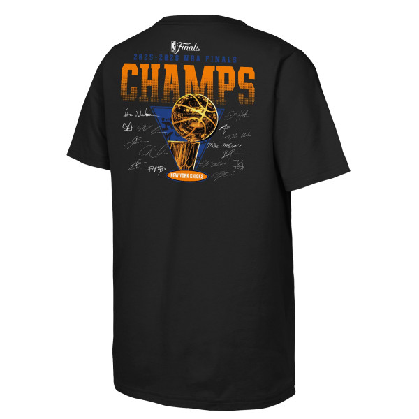 Подростковая New York Knicks Fanatics Black 2026 NBA Finals Champions Trophy Signature Roster T-Shirt