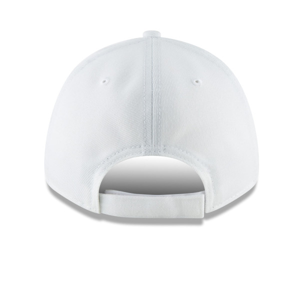 Бейсболка New York Knicks New Era White 2026 NBA Finals Champions 9FORTY
