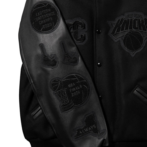 Куртка New York Knicks Nike Black 2026 NBA Finals Champions Limited Edition Premium Full-Snap