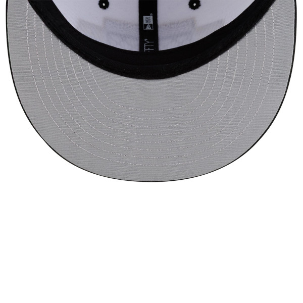 Бейсболка New York Knicks New Era White/Black 2026 NBA Finals Champions Locker Room 9FIFTY