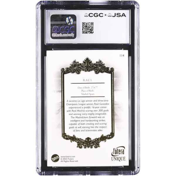Карточка Raúl González Spain National Team Autographed 2022-23 Futera Unique World Football #114 CGC Authenticated 10/10