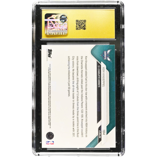 Карточка Kon Knueppel Charlotte Hornets 2025-26 Topps Now Shatters All-Time Rookie Mark with 207th Career 3PM #184 CGC Authenticated Pristine 10