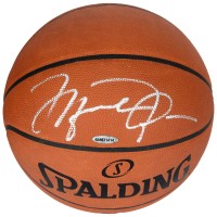 Autographed Chicago Bulls Michael Jordan Upper Deck Official NBA Spalding Pro Basketball - Signed in Silver Ink