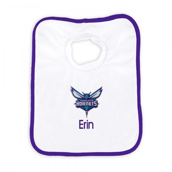 Именной слюнявчик Charlotte Hornets Newborn & Infant - White