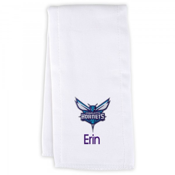 Именная салфетка - слюнявчик Charlotte Hornets Infant - White