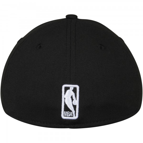 Бейсболка Chicago Bulls New Era Team Classic 39THIRTY - Black