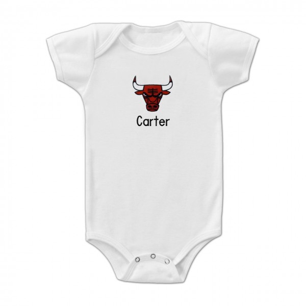 Малышам Chicago Bulls White Personalized Bodysuit
