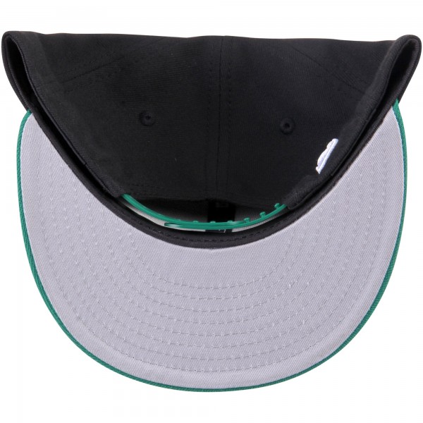 Бейсболка Boston Celtics New Era Black/Kelly Green 2-Tone 9FIFTY Snapback