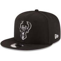 Бейсболка Milwaukee Bucks New Era Black Black & White Logo 9FIFTY Adjustable