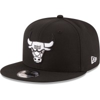 Бейсболка Chicago Bulls New Era Black Black & White Logo 9FIFTY
