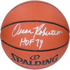 Autographed Milwaukee Bucks Oscar Robertson Fanatics Authentic Indoor/Outdoor Basketball with HOF 79 Inscription