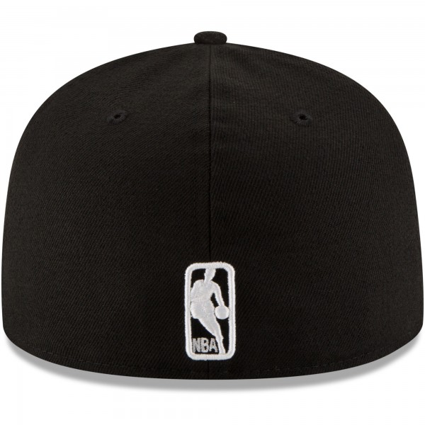 Бейсболка Chicago Bulls New Era Black Black & White Logo 59FIFTY