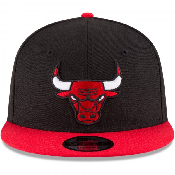 Бейсболка Chicago Bulls New Era Black/Red Two-Tone 9FIFTY