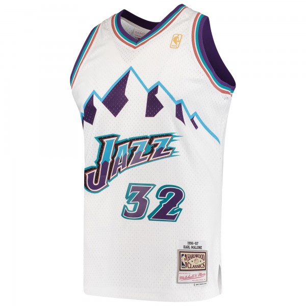 Игровая форма  Karl Malone Utah Jazz Mitchell & Ness Hardwood Classics Swingman - White