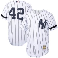 Джерси New York Yankees Mariano Rivera Mitchell & Ness White/Navy Home 2000 Cooperstown Collection Authentic