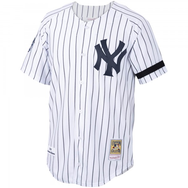 Джерси New York Yankees Mariano Rivera Mitchell & Ness White/Navy Home 2000 Cooperstown Collection Authentic