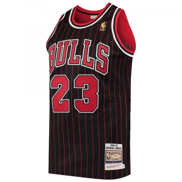 Игровая майка Michael Jordan Chicago Bulls Mitchell & Ness 1996 Hardwood Classics Authentic- Black - оригинальная джерси НБА