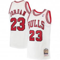 Игровая джерси Chicago Bulls Michael Jordan Mitchell & Ness White 1995 Hardwood Classics Authentic