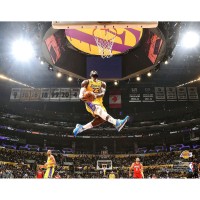 Unsigned Los Angeles Lakers LeBron James Fanatics Authentic Dunk Against Houston Rockets Photograph