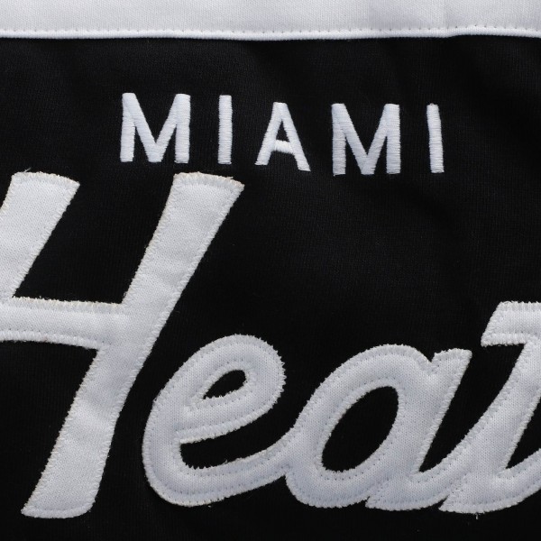 Толстовка с капюшоном Miami Heat Mitchell & Ness Head Coach - Red/Black - фирменная одежда NBA