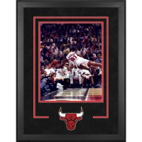 Autographed Chicago Bulls Dennis Rodman Fanatics Authentic Deluxe Framed 16 x 20 Diving Photograph