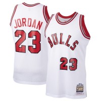 Игровая форма Michael Jordan Chicago Bulls Mitchell & Ness 1984-85 Hardwood Classics Rookie Authentic- White
