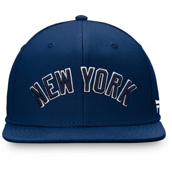 Бейсболка New York Yankees Fanatics Navy Team Core