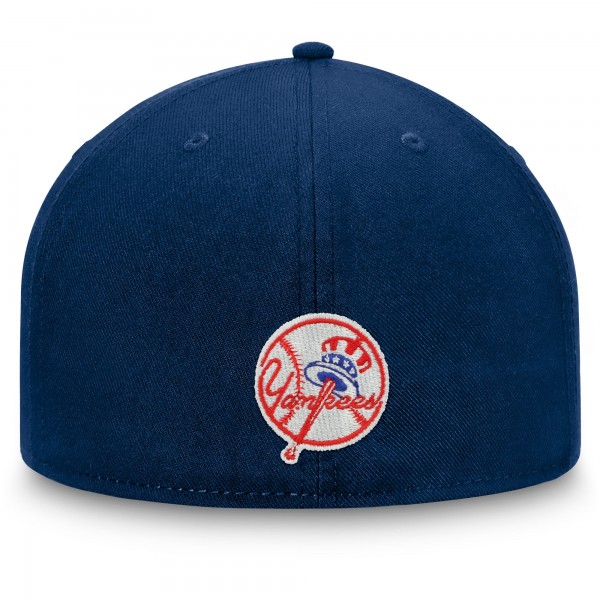 Бейсболка New York Yankees Fanatics Navy Team Core