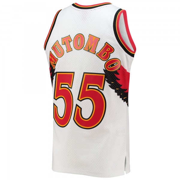 Джерси Atlanta Hawks Dikembe Mutombo Mitchell & Ness White 1996/97 Hardwood Classics Swingman