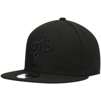 Бейсболка Miami Heat New Era Black On Black 9FIFTY Snapback