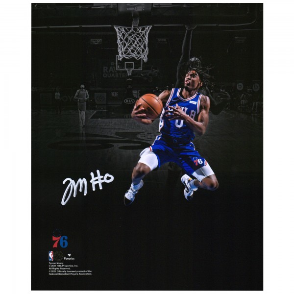 Philadelphia 76ers Tyrese Maxey Fanatics Authentic Autographed 8 x 10 Layup in Royal Jersey Photograph