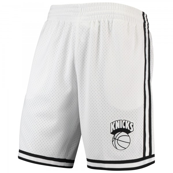 Шорты New York Knicks Mitchell & Ness Hardwood Classics White Out Swingman - спортивная одежда НБА