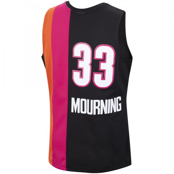 Игровая майка Alonzo Mourning Miami Heat Mitchell & Ness 2005-06 Hardwood Classics Swingman - Black - оригинальная джерси НБА