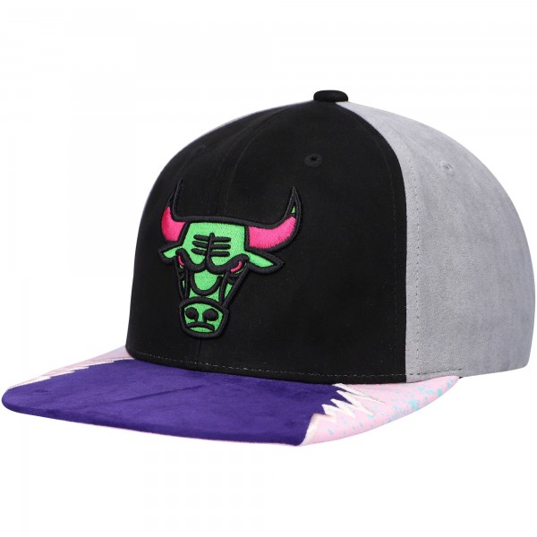 Бейсболка Chicago Bulls Mitchell & Ness Day 5 - Black/Pink - официальный мерч NBA