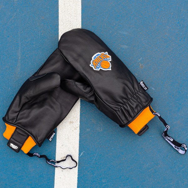 Варежки New York Knicks Team Snow