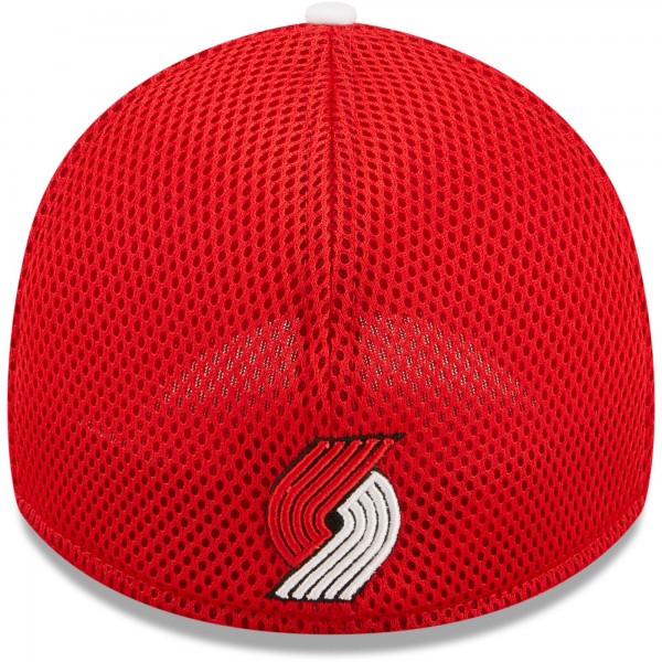 Бейсболка Portland Trail Blazers New Era Large Logo 39THIRTY - White/Red