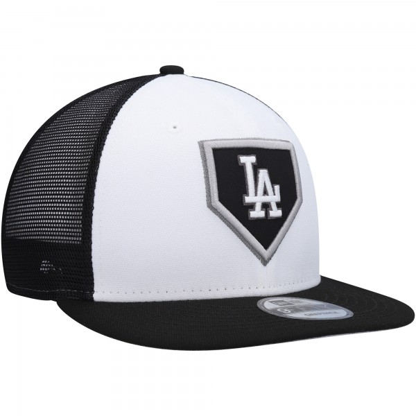 Бейсболка Los Angeles Dodgers New Era 2022 Clubhouse Trucker 9FIFTY - White/Black