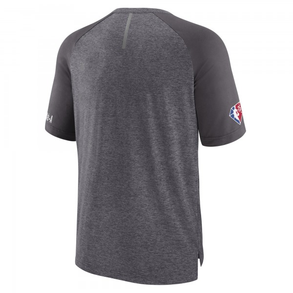 Футболка Charlotte Hornets 2022 Noches Ene-Be-A Core Shooting Raglan - Heathered Gray