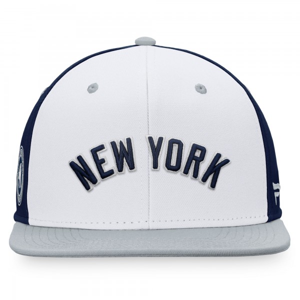 Бейсболка New York Yankees Iconic Color Blocked - White/Gray