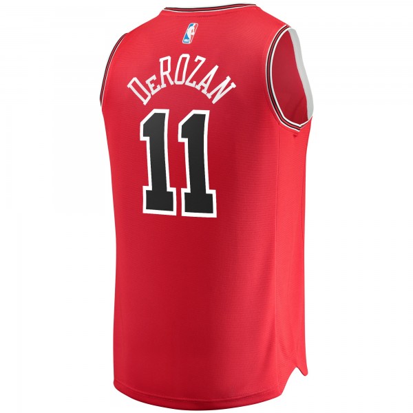 Игровая форма  DeMar DeRozan Chicago Bulls 2021/22 Fast Break Road Replica - Icon Edition - Red