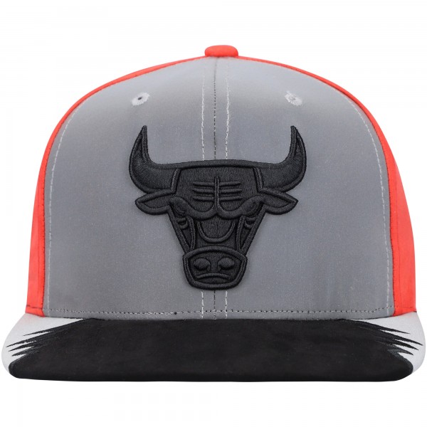Бейсболка Chicago Bulls Mitchell & Ness Day 5 - Gray/Red