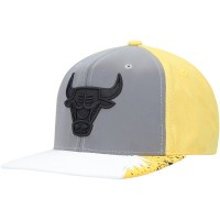 Бейсболка Chicago Bulls Mitchell & Ness Day 5 - Gray/Yellow