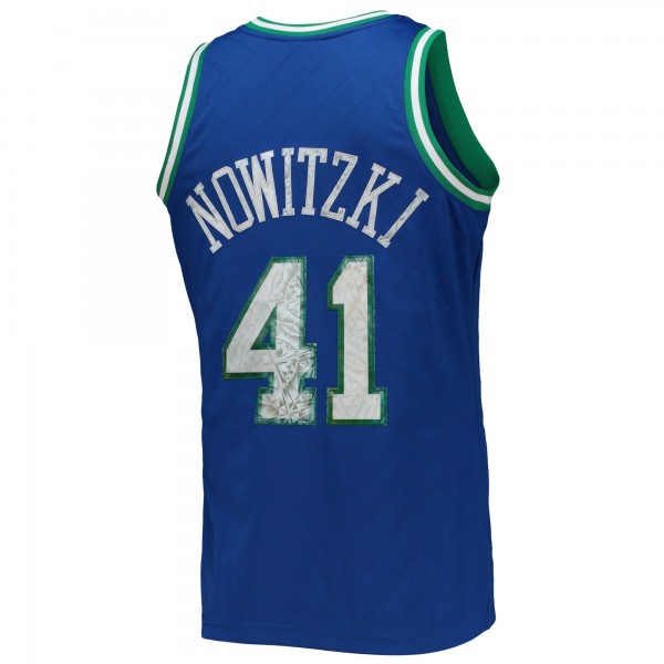 Игровая майка Dirk Nowitzki Dallas Mavericks Mitchell & Ness 1998-99 Hardwood Classics 75th Anniversary Diamond Swingman - Blue - оригинальная джерси НБА