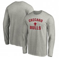 Футболка с длинным рукавом Chicago Bulls Heathered Gray Victory Arch